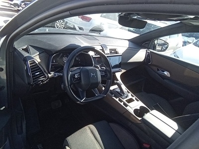 DS DS7 Crossback BlueHDi 130 DE Bastille + AT 96 kW (130 CV) 7 DS DS7 Crossback BlueHDi 130 DE Bastille + AT 96 kW (130 CV) 7