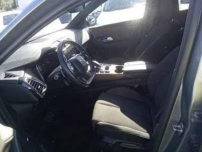 DS DS7 Crossback BlueHDi 130 DE Bastille + AT 96 kW (130 CV) 10 DS DS7 Crossback BlueHDi 130 DE Bastille + AT 96 kW (130 CV) 10