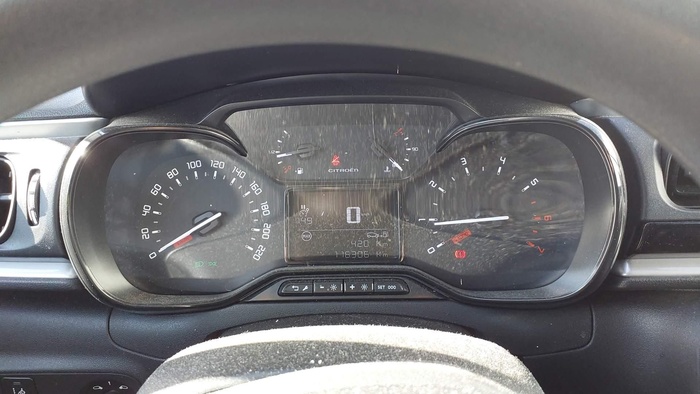 Citroen C3 BlueHDi 100 S&S Live Pack 75 KW (100 CV) Vehículo usado en Madrid Citroen C3 BlueHDi 100 S&S Live Pack 75 KW (100 CV) Vehículo usado en Madrid