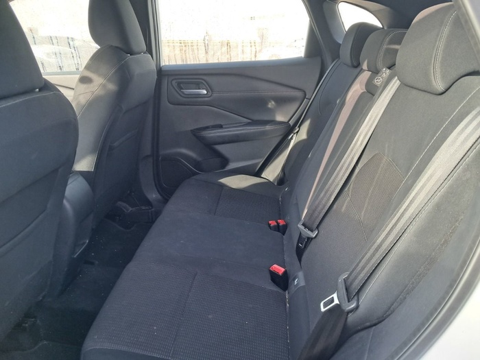 Nissan Qashqai DIG-T 140 mHEV Acenta 4x2 103 kW (140 CV) Vehículo usado en Madrid Nissan Qashqai DIG-T 140 mHEV Acenta 4x2 103 kW (140 CV) Vehículo usado en Madrid