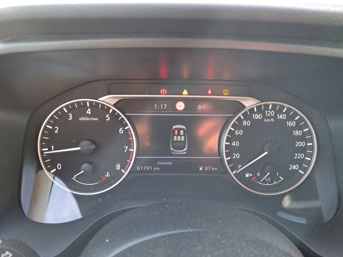 Nissan Qashqai DIG-T 140 mHEV Acenta 4x2 103 kW (140 CV) Vehículo usado en Madrid Nissan Qashqai DIG-T 140 mHEV Acenta 4x2 103 kW (140 CV) Vehículo usado en Madrid