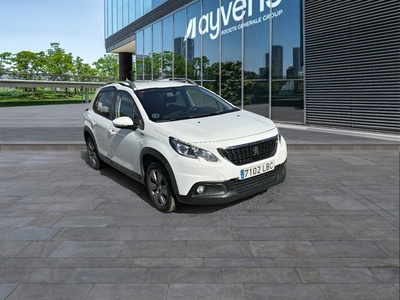 Peugeot 2008 BlueHDi 100 Signature 73 kW (100 CV) 3 Peugeot 2008 BlueHDi 100 Signature 73 kW (100 CV) 3