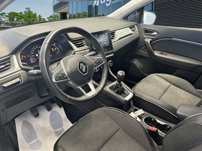 Renault Captur Zen TCe Micro Híbrido 103 kW (140 CV) GPF Vehículo usado en Madrid Renault Captur Zen TCe Micro Híbrido 103 kW (140 CV) GPF Vehículo usado en Madrid