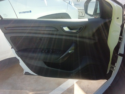 Renault Megane Business Blue dCi 85 kW (115 CV) 13 Renault Megane Business Blue dCi 85 kW (115 CV) 13