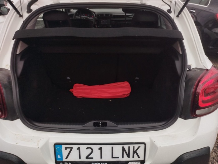 Citroen C3 BlueHDi 100 S&S Live Pack 75 KW (100 CV) Vehículo usado en Madrid Citroen C3 BlueHDi 100 S&S Live Pack 75 KW (100 CV) Vehículo usado en Madrid