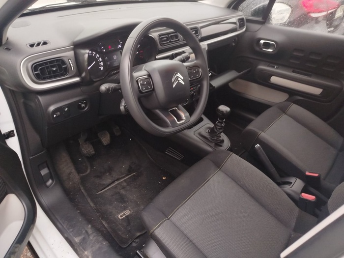 Citroen C3 BlueHDi 100 S&S Live Pack 75 KW (100 CV) Vehículo usado en Madrid Citroen C3 BlueHDi 100 S&S Live Pack 75 KW (100 CV) Vehículo usado en Madrid