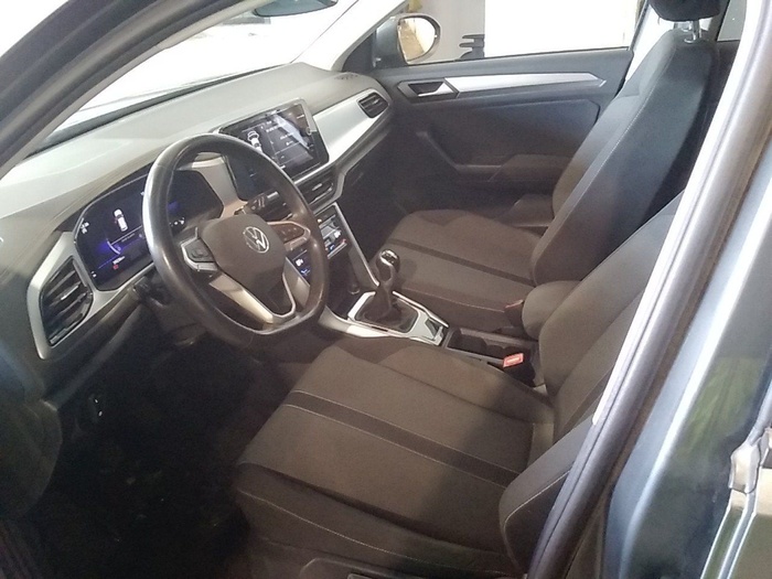 Volkswagen T-Roc Life 2.0 TDI 85 kW (115 CV) Vehículo usado en Madrid Volkswagen T-Roc Life 2.0 TDI 85 kW (115 CV) Vehículo usado en Madrid