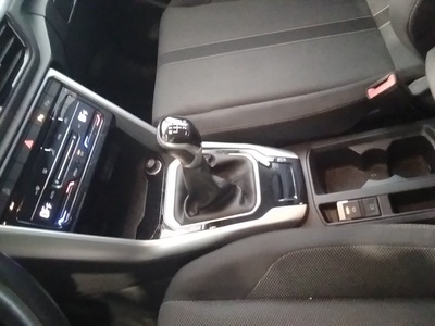 Volkswagen T-Roc Life 2.0 TDI 85 kW (115 CV) 10 Volkswagen T-Roc Life 2.0 TDI 85 kW (115 CV) 10