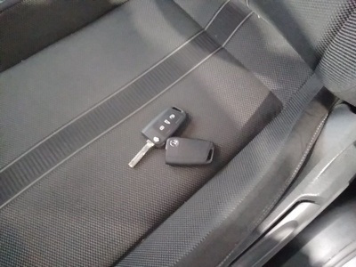 Volkswagen T-Roc Life 2.0 TDI 85 kW (115 CV) 11 Volkswagen T-Roc Life 2.0 TDI 85 kW (115 CV) 11