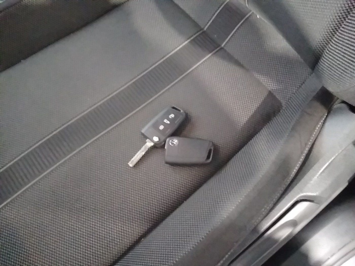 Volkswagen T-Roc Life 2.0 TDI 85 kW (115 CV) Vehículo usado en Madrid Volkswagen T-Roc Life 2.0 TDI 85 kW (115 CV) Vehículo usado en Madrid