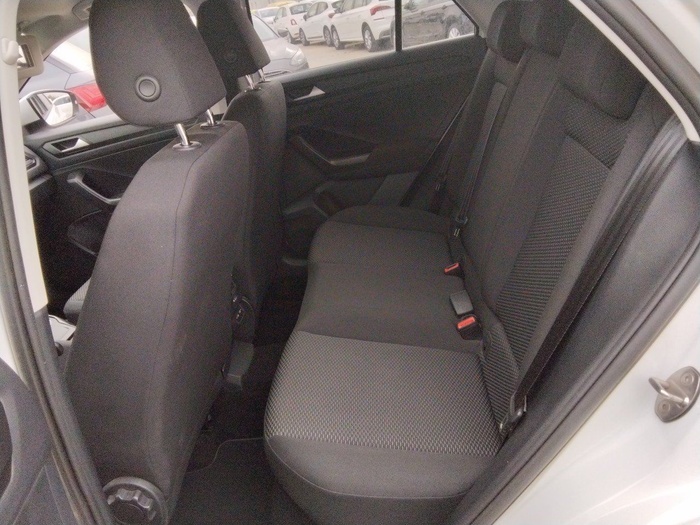 Volkswagen T-Roc Edition 2.0 TDI 85 kW (115 CV) Vehículo usado en Madrid Volkswagen T-Roc Edition 2.0 TDI 85 kW (115 CV) Vehículo usado en Madrid