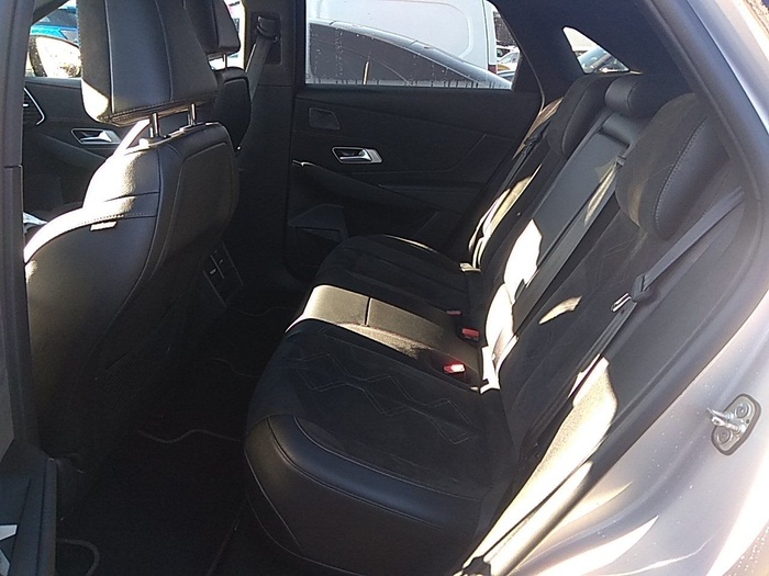 DS DS7 Crossback E-Tense 225 Performance Line Auto 165 kW (225 CV) Vehículo usado en Madrid DS DS7 Crossback E-Tense 225 Performance Line Auto 165 kW (225 CV) Vehículo usado en Madrid