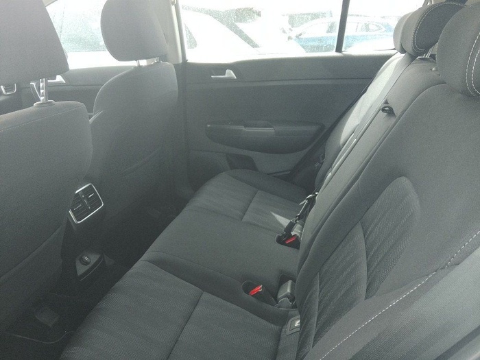 Kia Sportage 1.6 GDi Concept 4x2 97 kW (132 CV) Vehículo usado en Madrid Kia Sportage 1.6 GDi Concept 4x2 97 kW (132 CV) Vehículo usado en Madrid