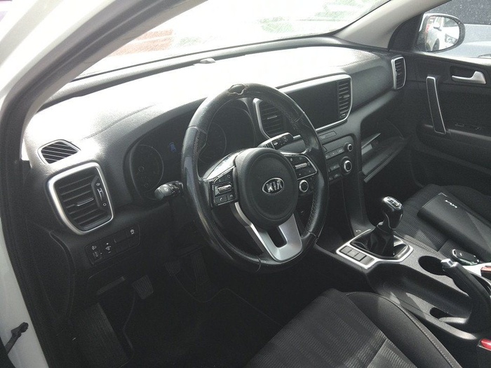 Kia Sportage 1.6 GDi Concept 4x2 97 kW (132 CV) Vehículo usado en Madrid Kia Sportage 1.6 GDi Concept 4x2 97 kW (132 CV) Vehículo usado en Madrid