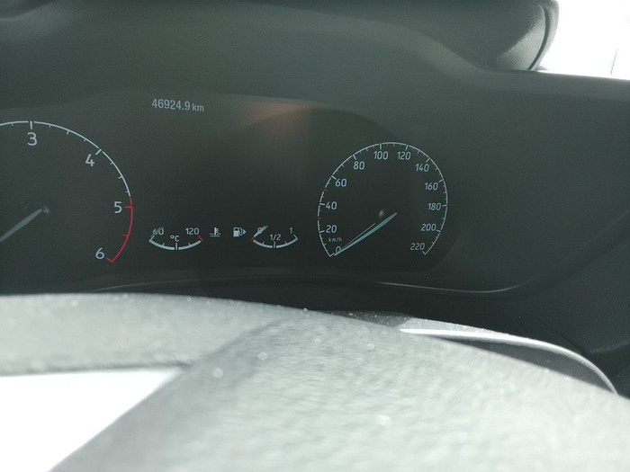 Ford Tourneo Connect 1.5 TDCI Trend 88 kW (120 CV) Vehículo usado en Madrid Ford Tourneo Connect 1.5 TDCI Trend 88 kW (120 CV) Vehículo usado en Madrid