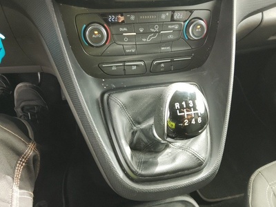 Ford Tourneo Connect 1.5 TDCI Trend 88 kW (120 CV) 13 Ford Tourneo Connect 1.5 TDCI Trend 88 kW (120 CV) 13