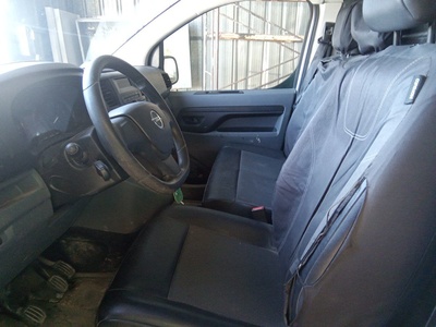 Opel Vivaro Furgon 1.5 Diesel M Standard Express 88 kW (120 CV) 7 Opel Vivaro Furgon 1.5 Diesel M Standard Express 88 kW (120 CV) 7