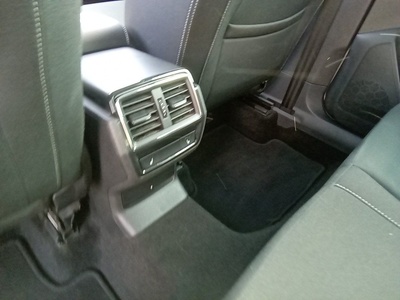 Skoda Karoq 2.0 TDI Sportline 110 kW (150 CV) 15 Skoda Karoq 2.0 TDI Sportline 110 kW (150 CV) 15