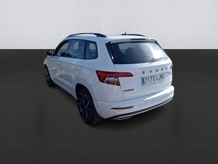 Skoda Karoq 2.0 TDI Sportline 110 kW (150 CV) Vehículo usado en Madrid Skoda Karoq 2.0 TDI Sportline 110 kW (150 CV) Vehículo usado en Madrid