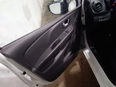 Renault Clio Business dCi 55 kW (75 CV) 13 Renault Clio Business dCi 55 kW (75 CV) 13