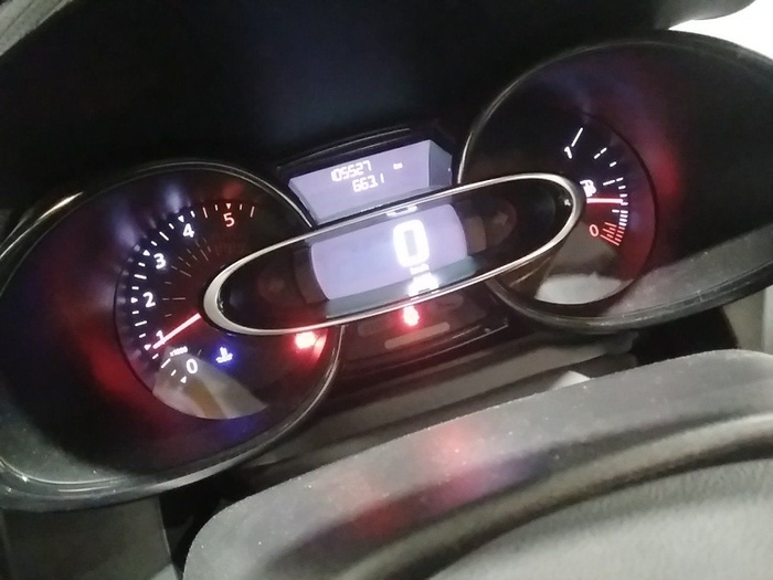 Renault Clio Business dCi 55 kW (75 CV) Vehículo usado en Madrid Renault Clio Business dCi 55 kW (75 CV) Vehículo usado en Madrid