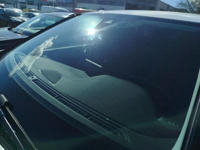 Peugeot 3008 BlueHDi 130 S&S Allure 96 kW (130 CV) 13 Peugeot 3008 BlueHDi 130 S&S Allure 96 kW (130 CV) 13