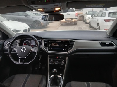 Volkswagen T-Roc Advance 1.0 TSI 81 kW (110 CV) 8 Volkswagen T-Roc Advance 1.0 TSI 81 kW (110 CV) 8