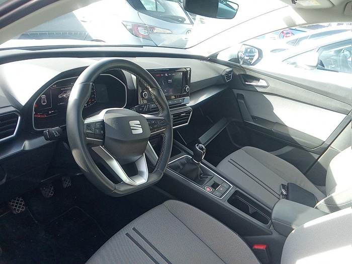 SEAT León ST 2.0 TDI Style Go 85 kW (115 CV) Vehículo usado en Madrid SEAT León ST 2.0 TDI Style Go 85 kW (115 CV) Vehículo usado en Madrid