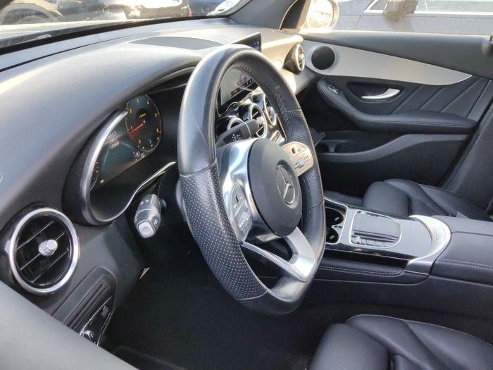 Mercedes-Benz GLC Coupé 220 d 4Matic 143 kW (194 CV) Vehículo usado en Madrid Mercedes-Benz GLC Coupé 220 d 4Matic 143 kW (194 CV) Vehículo usado en Madrid