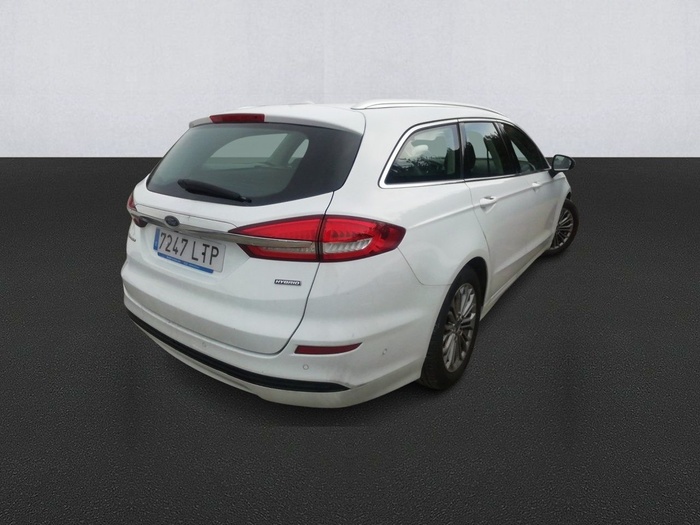 Ford Mondeo SportBreak 2.0 Híbrido Hev Titanium AT 138 kW (187 CV) Vehículo usado en Madrid Ford Mondeo SportBreak 2.0 Híbrido Hev Titanium AT 138 kW (187 CV) Vehículo usado en Madrid