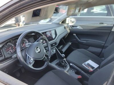 Volkswagen Polo Advance 1.0 59 kW (80 CV) 11 Volkswagen Polo Advance 1.0 59 kW (80 CV) 11