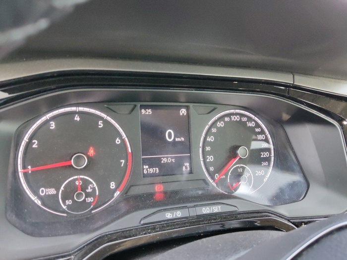 Volkswagen Polo Advance 1.0 59 kW (80 CV) Vehículo usado en Madrid Volkswagen Polo Advance 1.0 59 kW (80 CV) Vehículo usado en Madrid