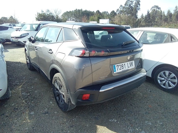 Peugeot 2008 BlueHDi 110 S&S Active Pack 81 kW (110 CV) Vehículo usado en Madrid Peugeot 2008 BlueHDi 110 S&S Active Pack 81 kW (110 CV) Vehículo usado en Madrid