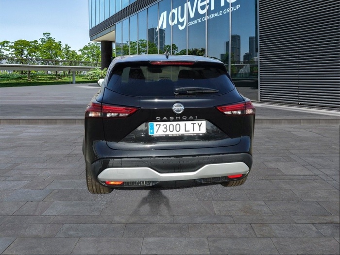 Nissan Qashqai DIG-T 140 mHEV N-Connecta 4x2 103 kW (140 CV) Vehículo usado en Madrid Nissan Qashqai DIG-T 140 mHEV N-Connecta 4x2 103 kW (140 CV) Vehículo usado en Madrid