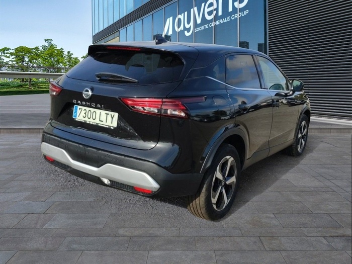 Nissan Qashqai DIG-T 140 mHEV N-Connecta 4x2 103 kW (140 CV) Vehículo usado en Madrid Nissan Qashqai DIG-T 140 mHEV N-Connecta 4x2 103 kW (140 CV) Vehículo usado en Madrid