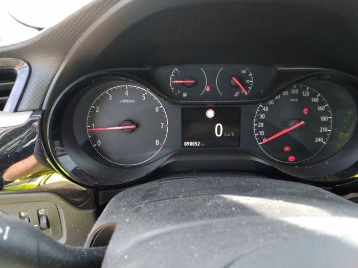 Opel Corsa 1.5D DT Edition 75 kW (102 CV) Vehículo usado en Madrid Opel Corsa 1.5D DT Edition 75 kW (102 CV) Vehículo usado en Madrid