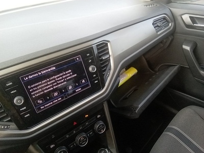 Volkswagen T-Roc Advance R-Line 1.0 TSI 81 kW (110 CV) 12 Volkswagen T-Roc Advance R-Line 1.0 TSI 81 kW (110 CV) 12