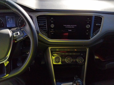 Volkswagen T-Roc Advance R-Line 1.0 TSI 81 kW (110 CV) 12 Volkswagen T-Roc Advance R-Line 1.0 TSI 81 kW (110 CV) 12