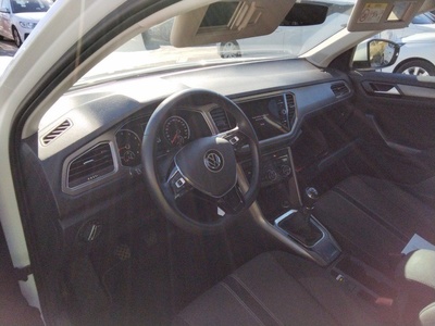 Volkswagen T-Roc Advance R-Line 1.0 TSI 81 kW (110 CV) 7 Volkswagen T-Roc Advance R-Line 1.0 TSI 81 kW (110 CV) 7