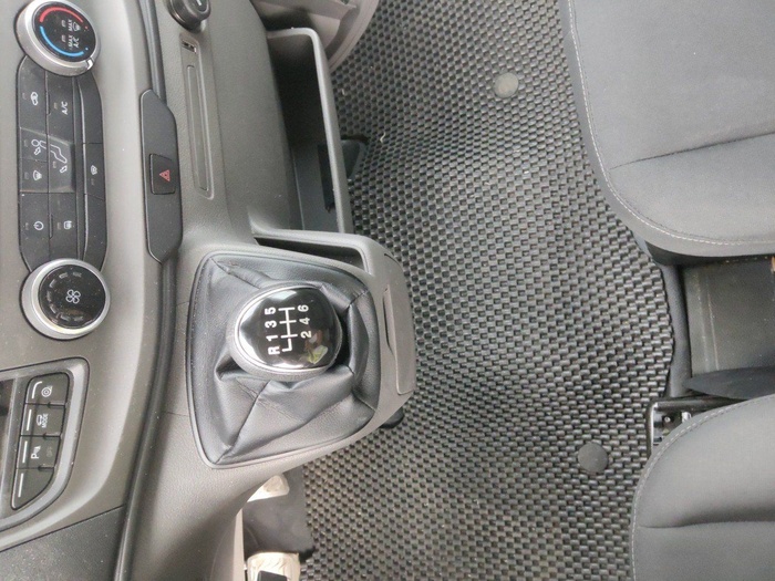 Ford Transit Furgon 350 L3H2 Trend 96 kW (130 CV) Vehículo usado en Madrid Ford Transit Furgon 350 L3H2 Trend 96 kW (130 CV) Vehículo usado en Madrid