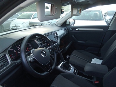 Volkswagen T-Roc Advance R-Line 1.0 TSI 81 kW (110 CV) 7 Volkswagen T-Roc Advance R-Line 1.0 TSI 81 kW (110 CV) 7