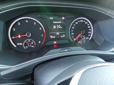 Volkswagen T-Roc Advance R-Line 1.0 TSI 81 kW (110 CV) 8 Volkswagen T-Roc Advance R-Line 1.0 TSI 81 kW (110 CV) 8