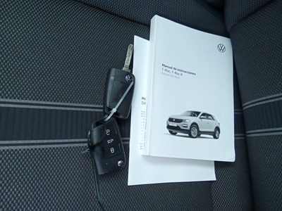 Volkswagen T-Roc Advance R-Line 1.0 TSI 81 kW (110 CV) 14 Volkswagen T-Roc Advance R-Line 1.0 TSI 81 kW (110 CV) 14