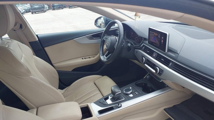 Audi A5 Sportback Sport 35 TFSI 110 kW (150 CV) S tronic Vehículo usado en Madrid Audi A5 Sportback Sport 35 TFSI 110 kW (150 CV) S tronic Vehículo usado en Madrid