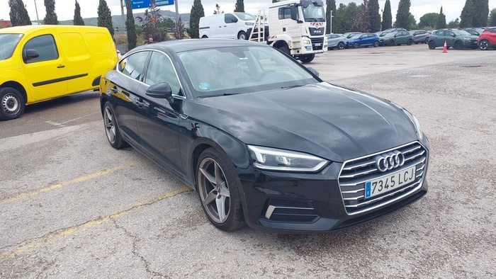 Audi A5 Sportback Sport 35 TFSI 110 kW (150 CV) S tronic Vehículo usado en Madrid Audi A5 Sportback Sport 35 TFSI 110 kW (150 CV) S tronic Vehículo usado en Madrid