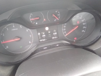 Opel Grandland X 1.5 CDTi Selective 96 kW (130 CV) 8 Opel Grandland X 1.5 CDTi Selective 96 kW (130 CV) 8