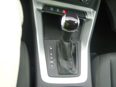 Audi Q3 Advanced 35 TDI 110 kW (150 CV) S tronic 11 Audi Q3 Advanced 35 TDI 110 kW (150 CV) S tronic 11