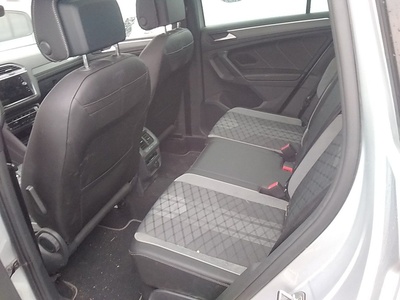 Volkswagen Tiguan R-Line 2.0 TDI 110 kW (150 CV) DSG 13 Volkswagen Tiguan R-Line 2.0 TDI 110 kW (150 CV) DSG 13