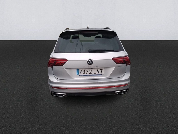 Volkswagen Tiguan R-Line 2.0 TDI 110 kW (150 CV) DSG Vehículo usado en Madrid Volkswagen Tiguan R-Line 2.0 TDI 110 kW (150 CV) DSG Vehículo usado en Madrid