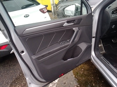 Volkswagen Tiguan R-Line 2.0 TDI 110 kW (150 CV) DSG 15 Volkswagen Tiguan R-Line 2.0 TDI 110 kW (150 CV) DSG 15